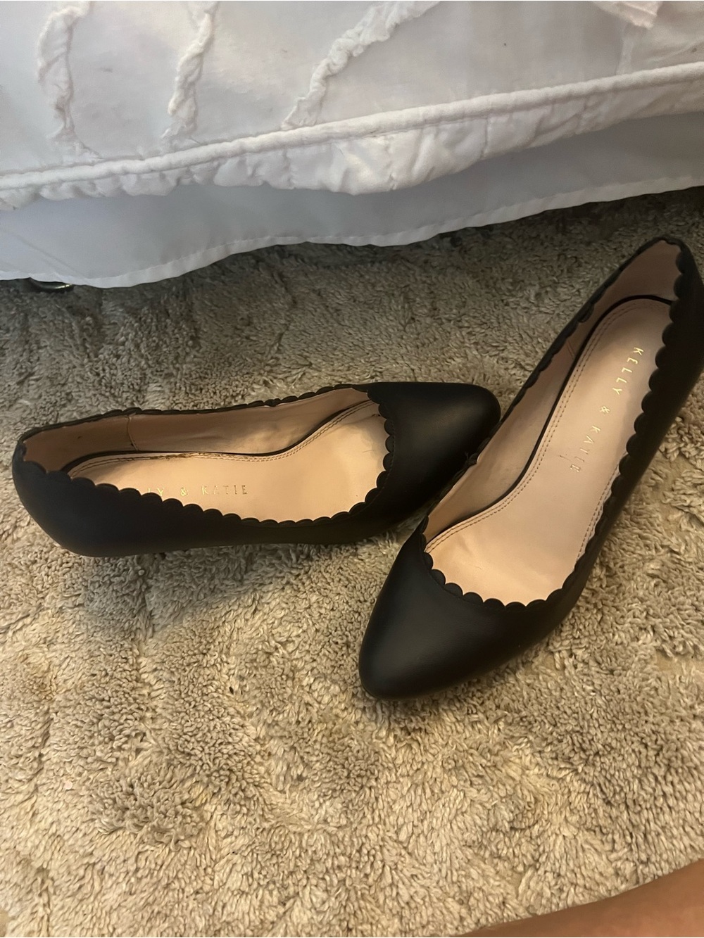 Kelly & Katie Black Scalloped Pointed Toe Flats